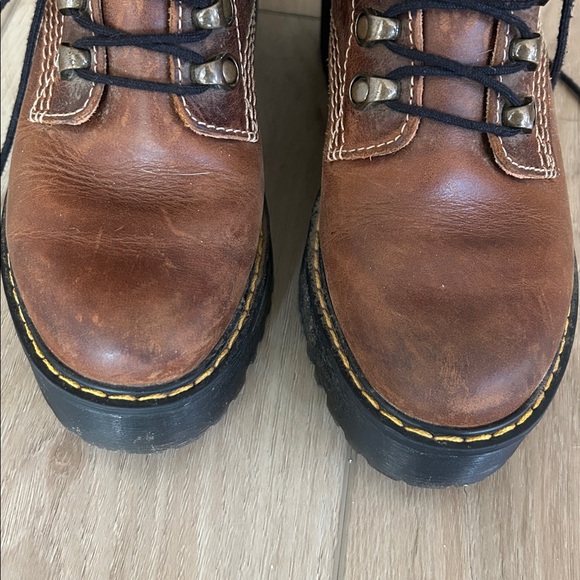Dr Marten Leona lace up combat boots size 5 - Picture 5 of 9